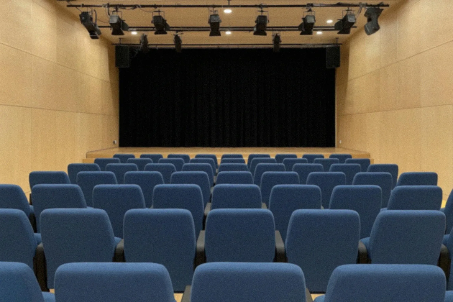 Zaproszenie na spektakl „Igraszki z diabłem” w Myszkowie