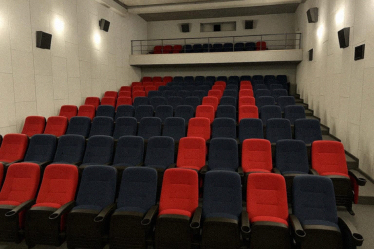 Spektakl „Klimakterium… i już” – Teatralna Oda do Kobiecości